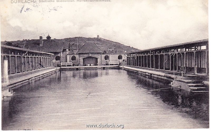 Herren-Schwimmbad im Freibad Durlach