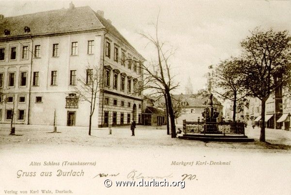 Durlach, Altes Schloss (Trainkaserne), Markgraf Karl - Denkmal