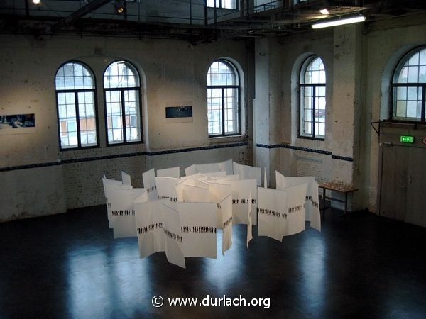 Ausstellung "Expecting" in der Orgelfabrik, 2004