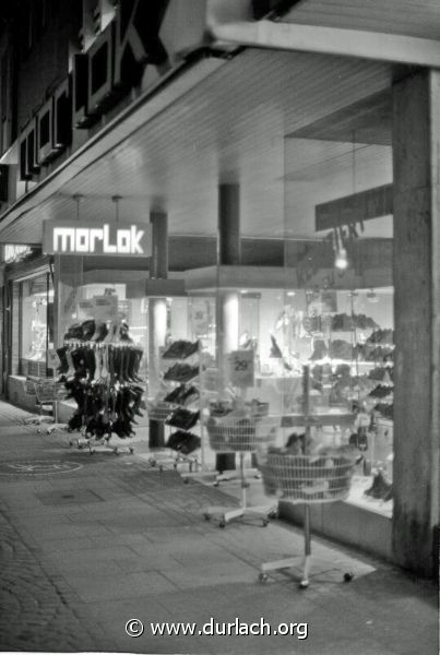 Schuhhaus Morlok bei Nacht, ca. 1989