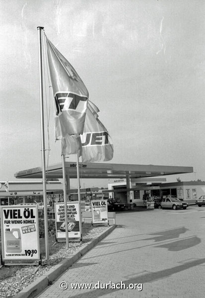 Tankstelle in der Killisfeldstrasse, 1989