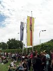 Die Flaggen über dem Turmbergstadion